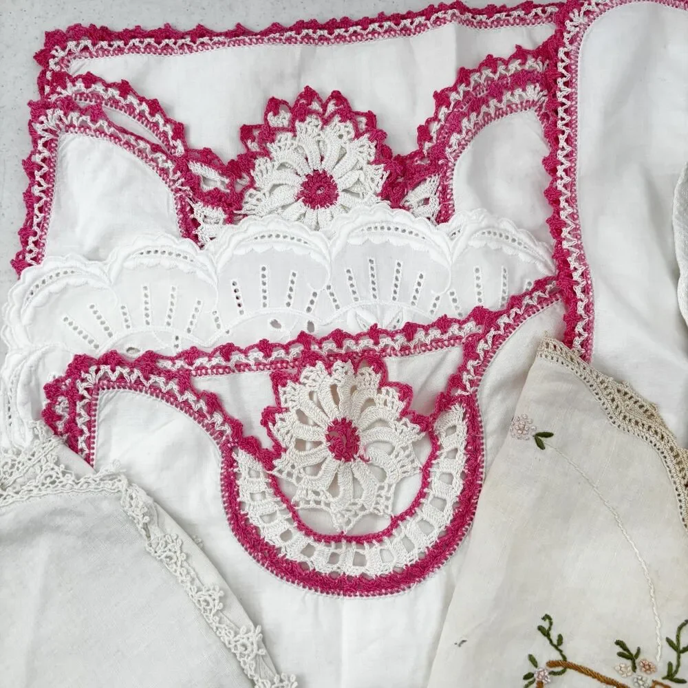 Vintage Cutter Linen Lot Doilies Eyelet Crochet Cottagecore Crafts Sewing
